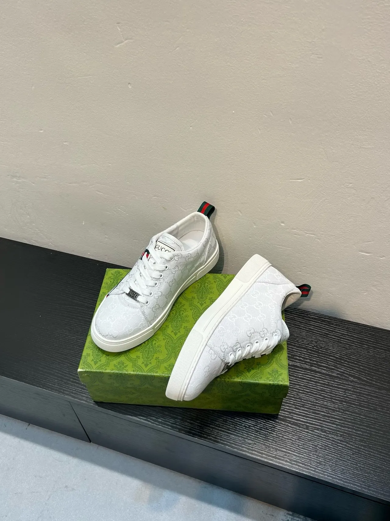 Gucci White Red GG Monogram Canvas Web Stripe Detail Lifestyle Sneakers 4
