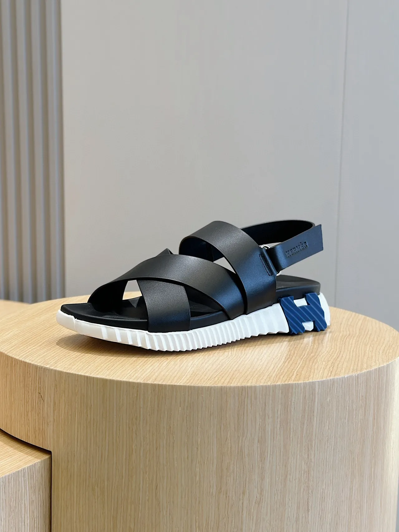 Hermès Black Crisscross Strap Chunky Sole Casual Sandals 2
