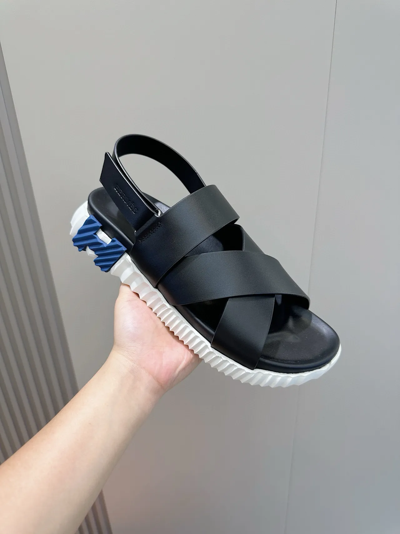 Hermès Black Crisscross Strap Chunky Sole Casual Sandals 5