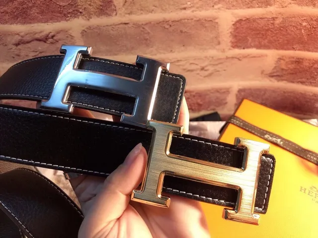 Hermès Black Gold Double-H Buckle Reversible Leather Belt 5