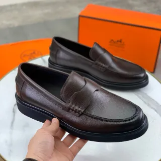Hermès Loafer Penny Strap Couro Pebbled Marrom Preto