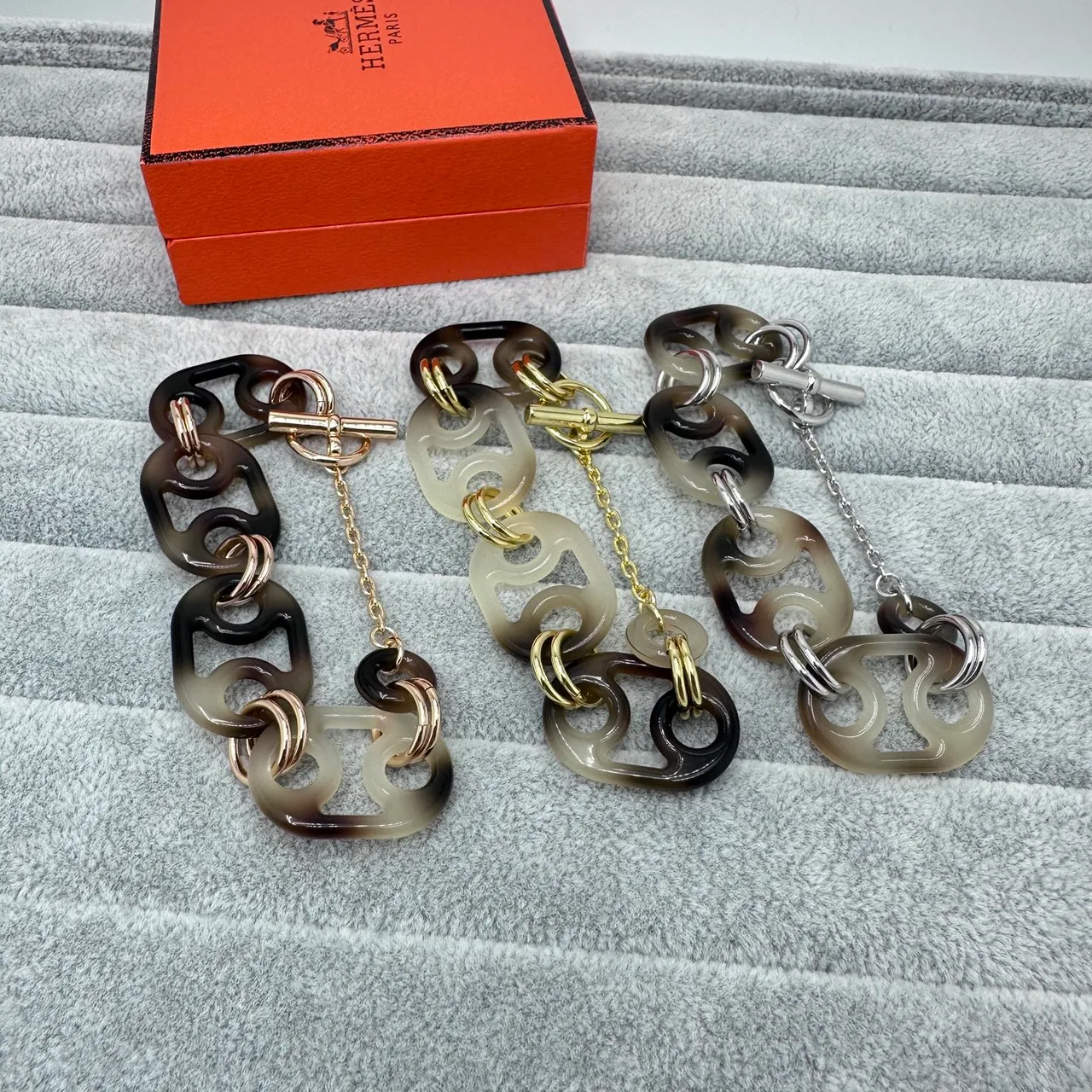 Hermès Brown Gold Resin Link Hardware Bracelet 2