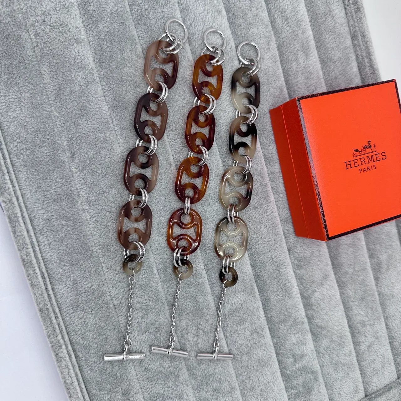 Hermès Brown Gold Resin Link Hardware Bracelet 5