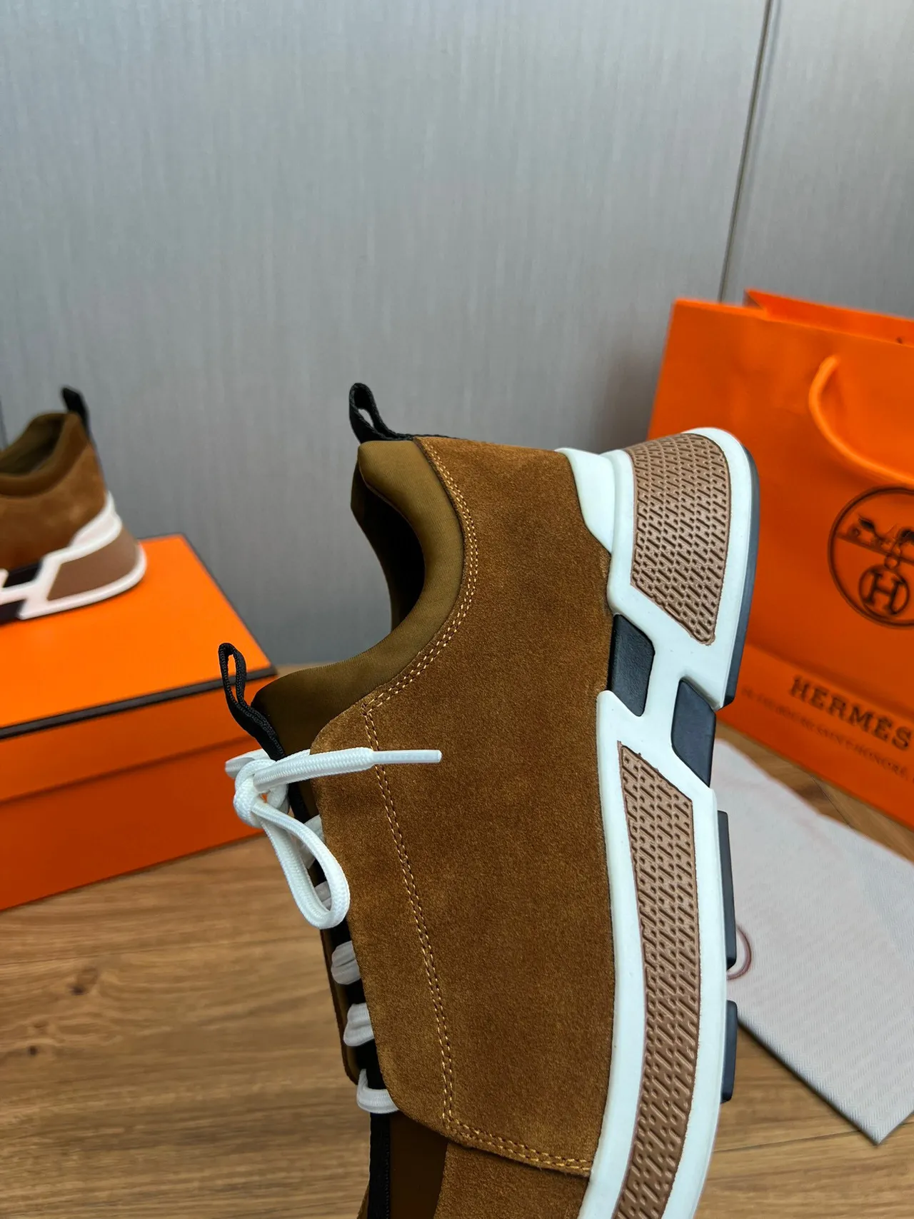 Hermès Brown White Suede Upper Laces Lifestyle Sneakers 8