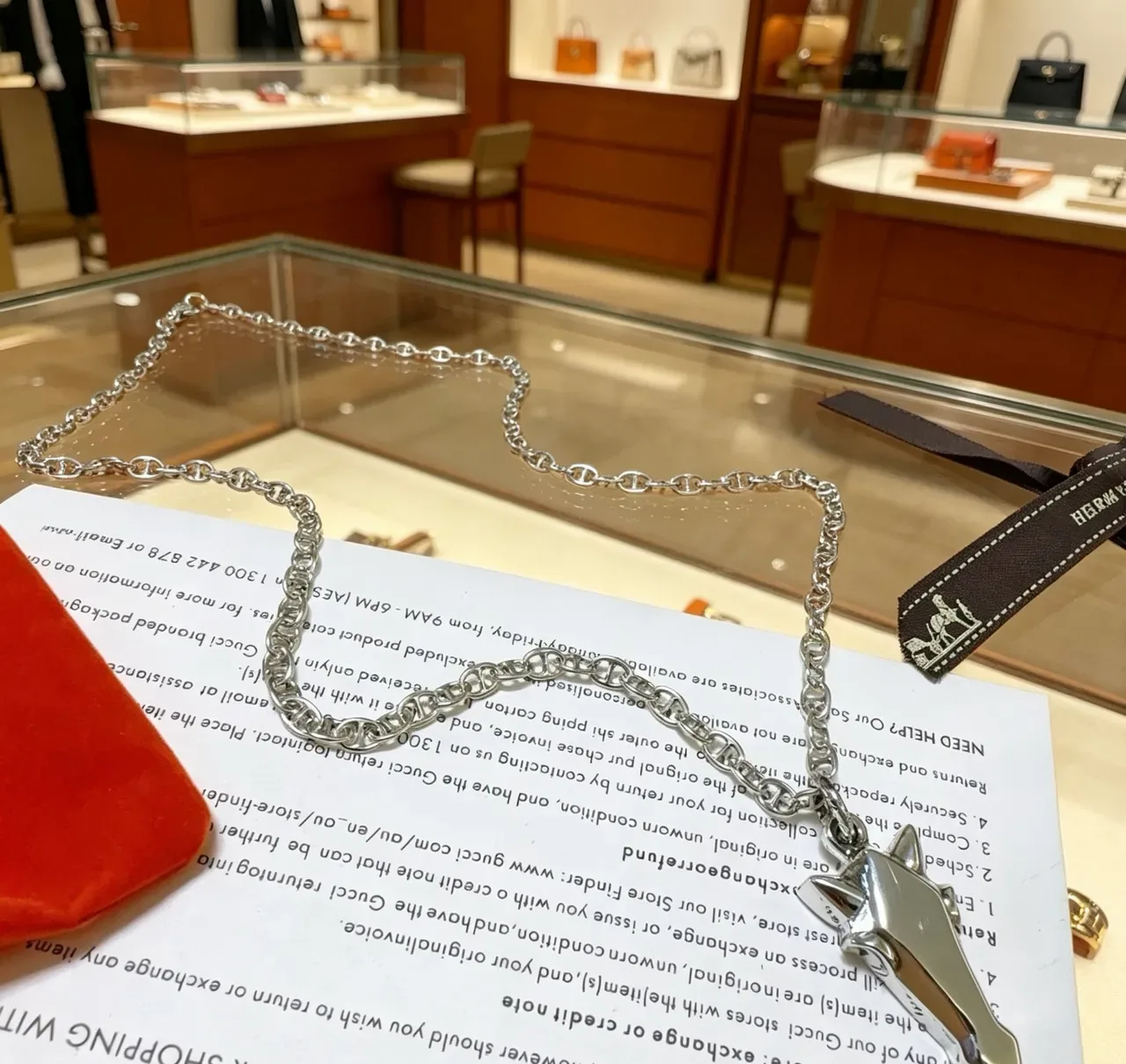 Collier Hermès Cheval Argent Chaîne de Maillons Marins Pendentif Tête de Cheval Géométrique 2