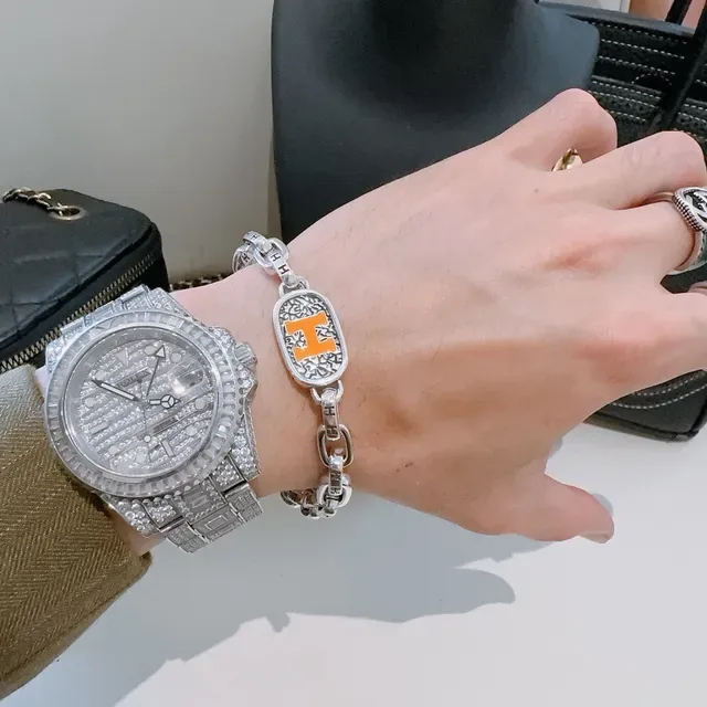 Hermès Collier de Chien Prata Laranja Corrente Chunky Curb-Link Placa Esmaltada 'H' Pulseira 7
