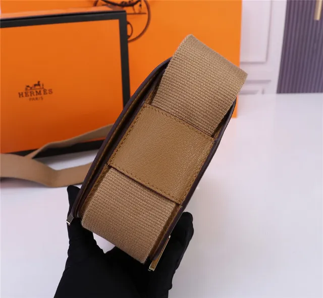 Hermès Constance Black Pebbled Leather Messenger Bag 24