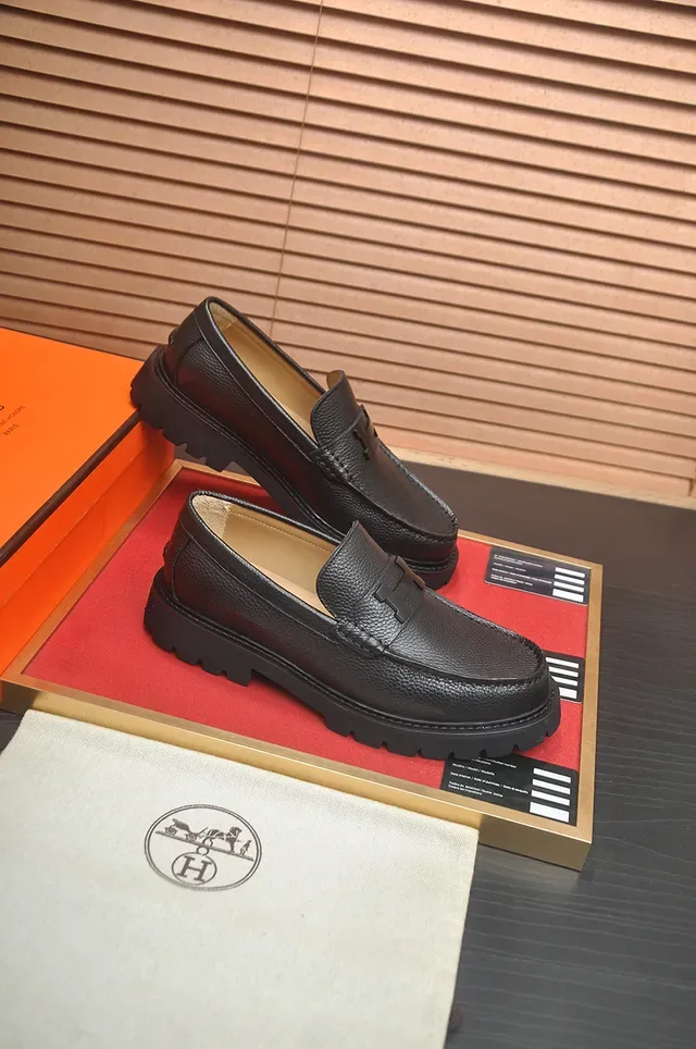 Hermès H-Buckle Loafer Black Beige Pebbled Leather Strap Loafer 4