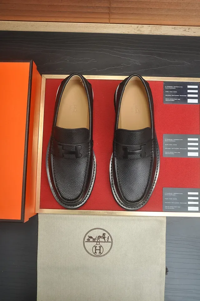Hermès H-Buckle Loafer Black Beige Pebbled Leather Strap Loafer 5