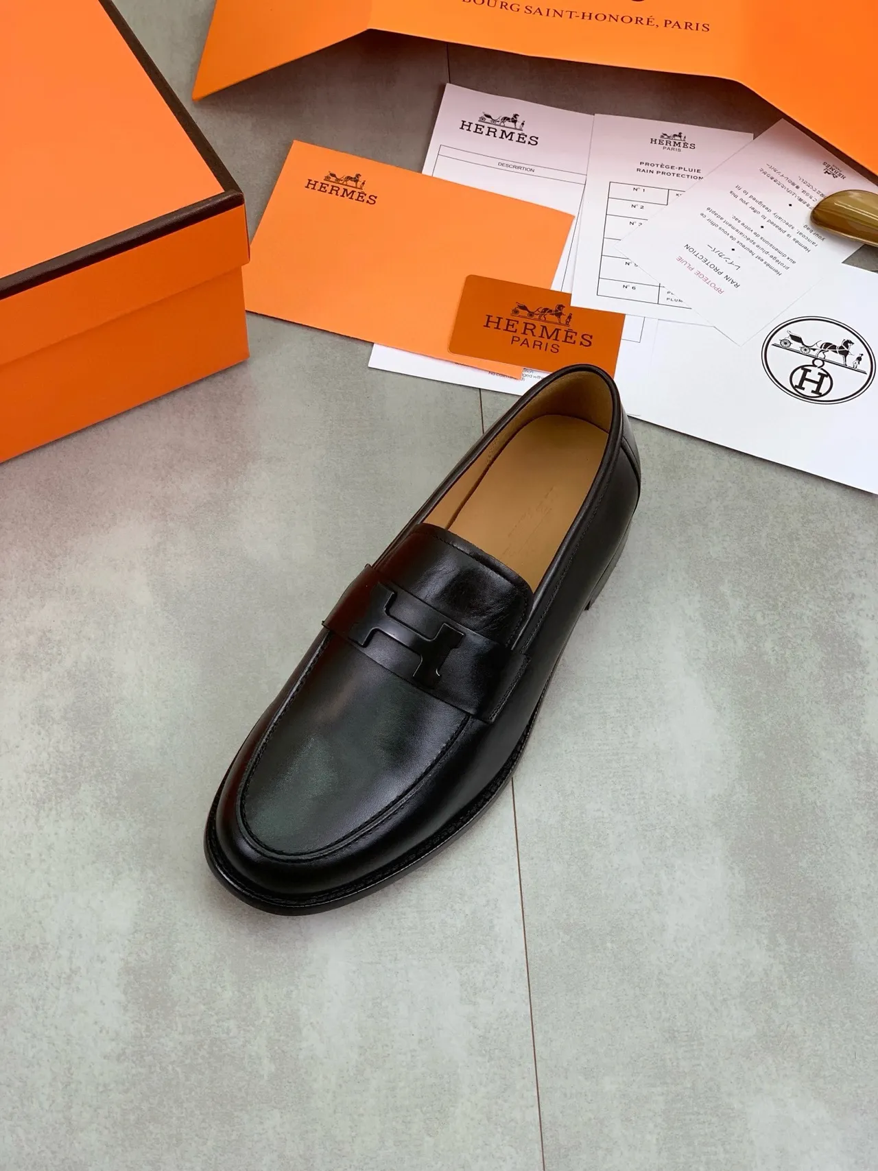 Hermès H-Logo Loafer Black Leather Loafer 4