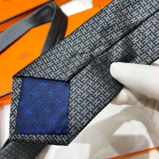 Hermès H-Motif Woven Black-Gray Necktie