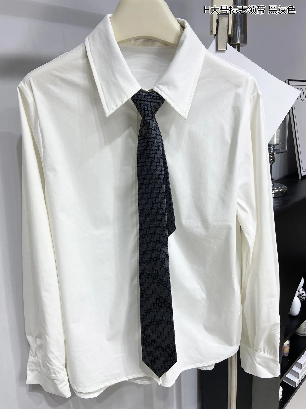 Hermès H-Motif Woven Black-Gray Necktie 7