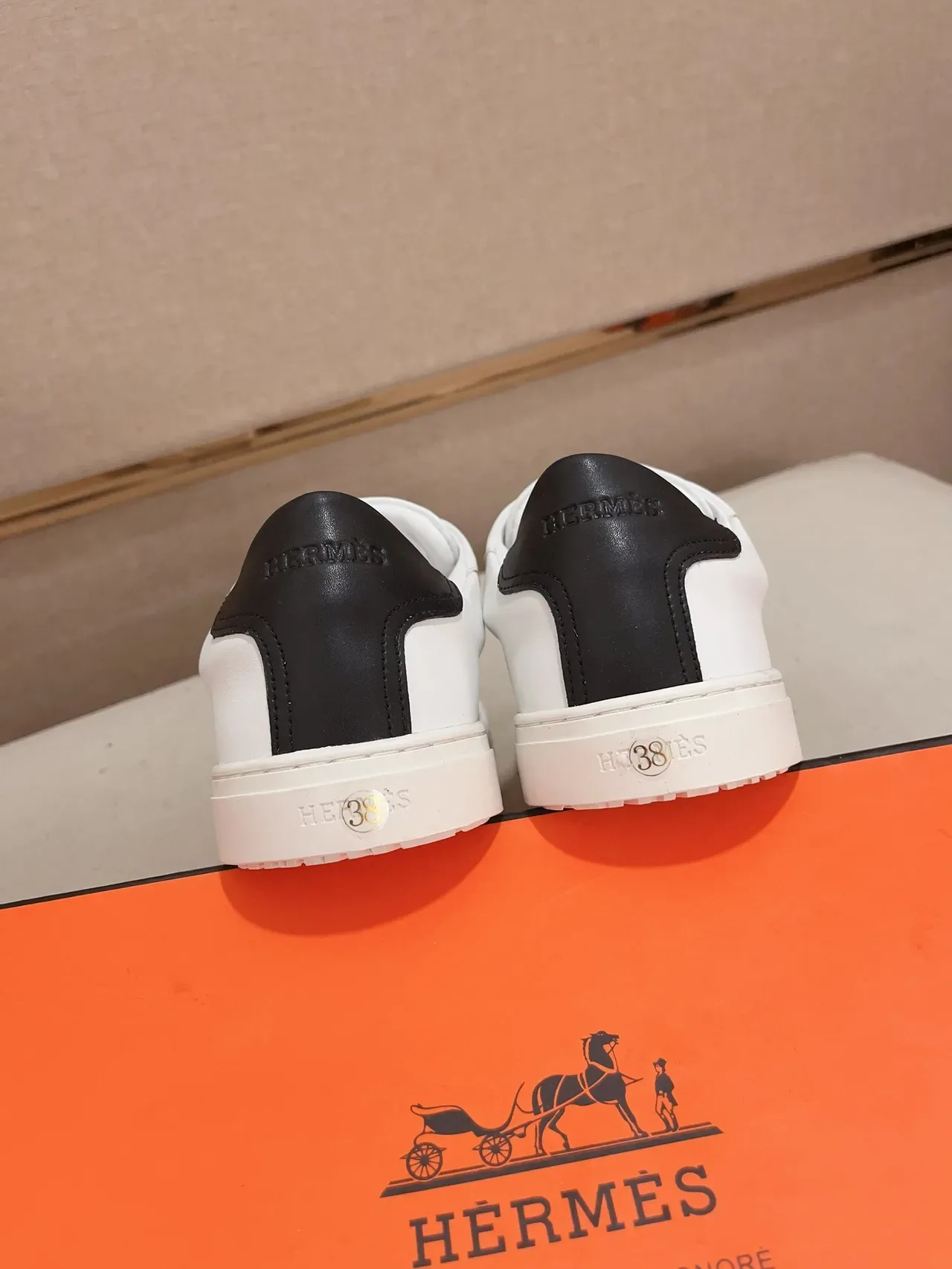Hermès H Sneaker White Black Leather Upper Low-Top Lifestyle Sneakers 3