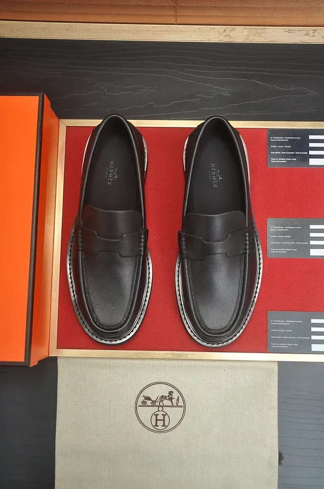 Hermès Oran Black Leather Penny Strap Loafer 5