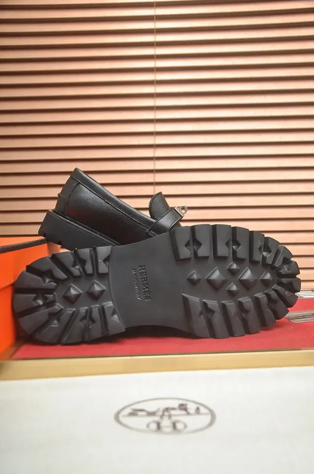 Hermès Oran Mocassin Noir Argent Cuir Texturé Sangle Métal Boucle H 3