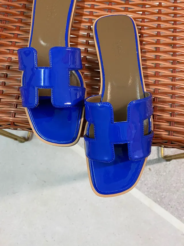 Hermès Oran Glossy Blue H-Strap Slippers 3