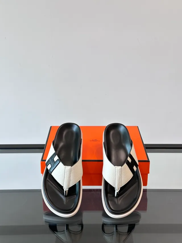 Hermès Oran H-Logo Leather Slippers 9