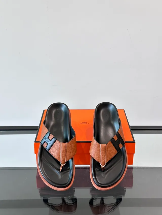 Hermès Oran H-Logo Leather Slippers 11