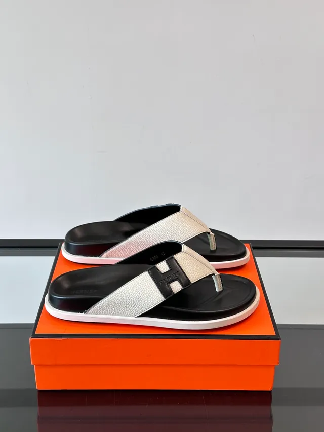 Hermès Oran H-Logo Leather Slippers 14