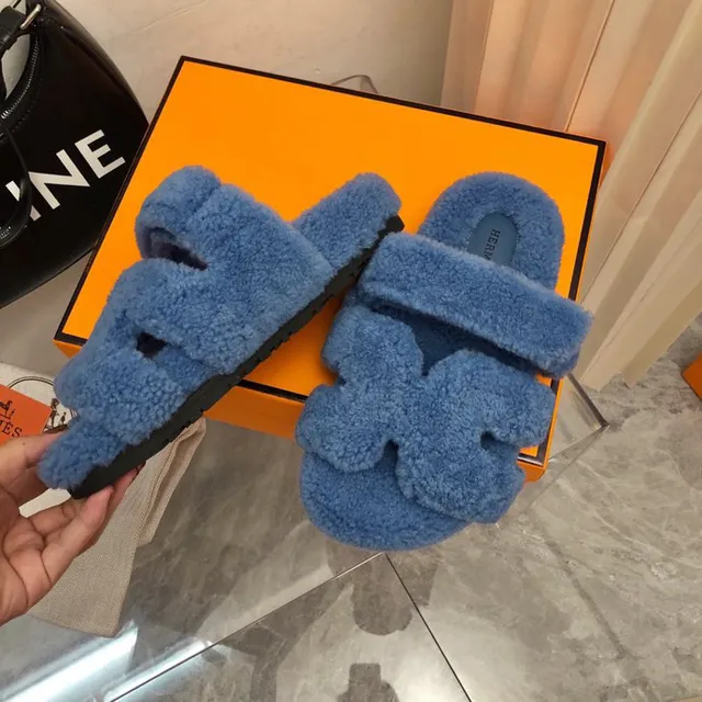 Hermès Oran-Inspired Blue Shearling Slippers 2