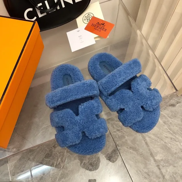 Hermès Oran-Inspired Blue Shearling Slippers 7