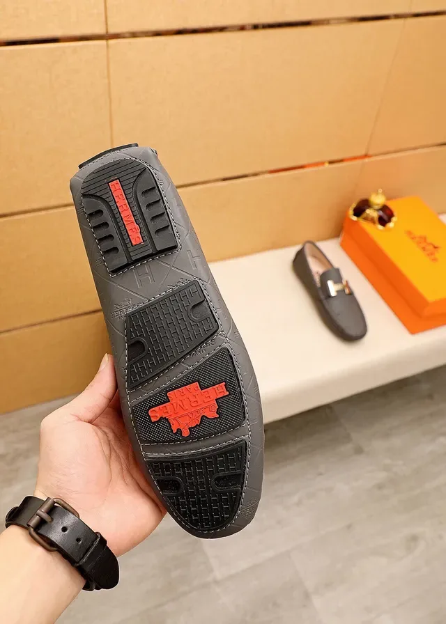 Hermès Oran Loafer Noir et Gris Charbon Cuir estampé H-Quilted 2
