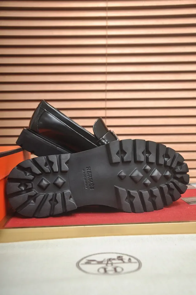 Hermès Oran Loafer Noir Cuir Poli Boucle H Semelle Lug Loafers 3
