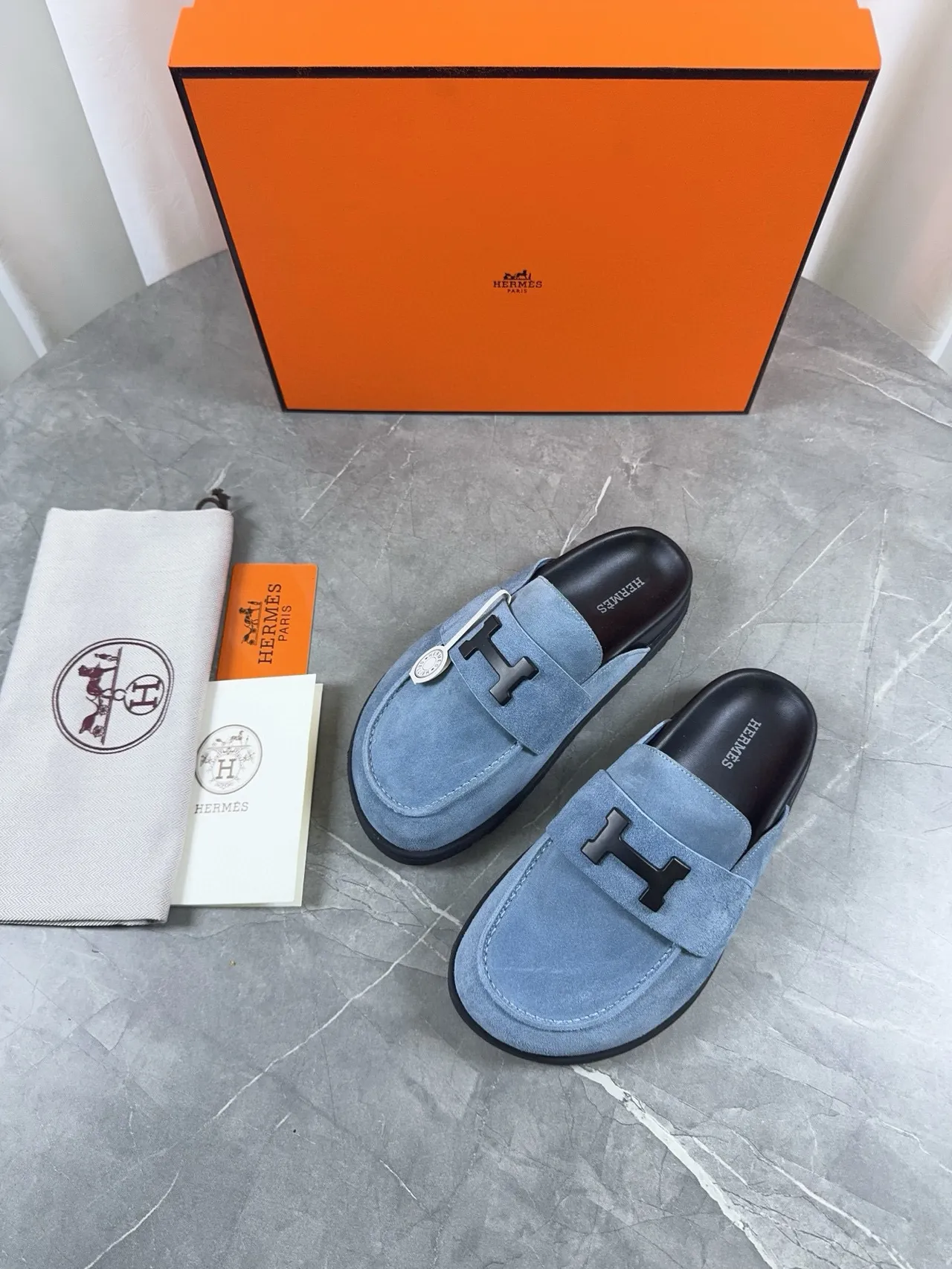 Hermès Oran Mocassin Bleu clair Daim Noir Quincaillerie Mocassins 3