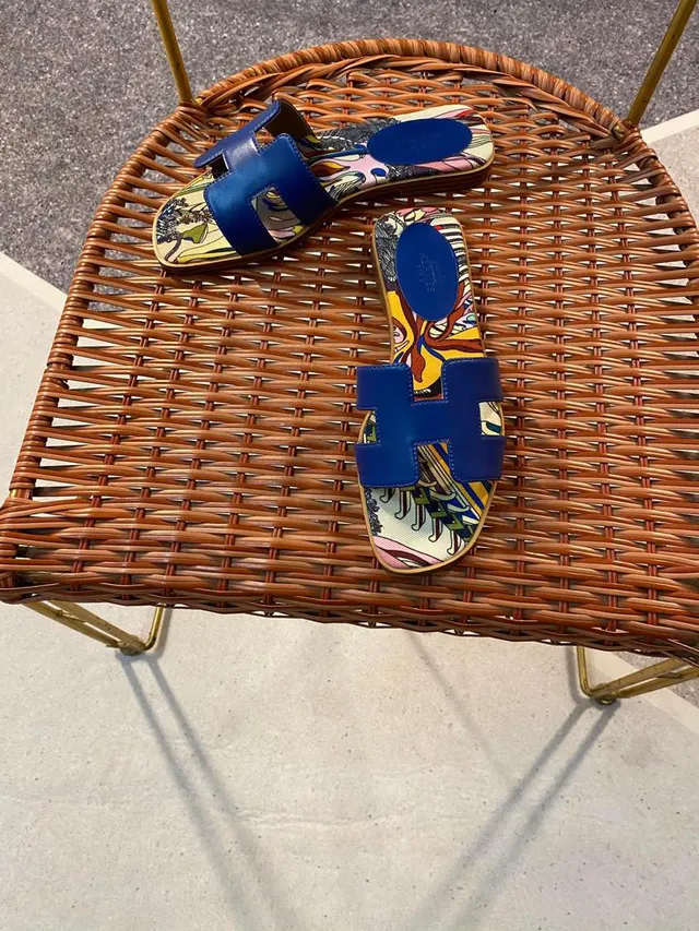 Hermès Oran Slide Multicolor Printed Canvas Blue Strap Slippers 6