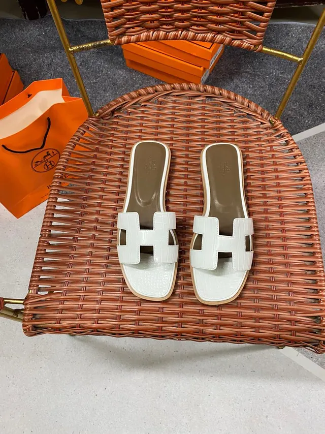 Hermès Oran Slide White Croc-Embossed Leather Slippers 6