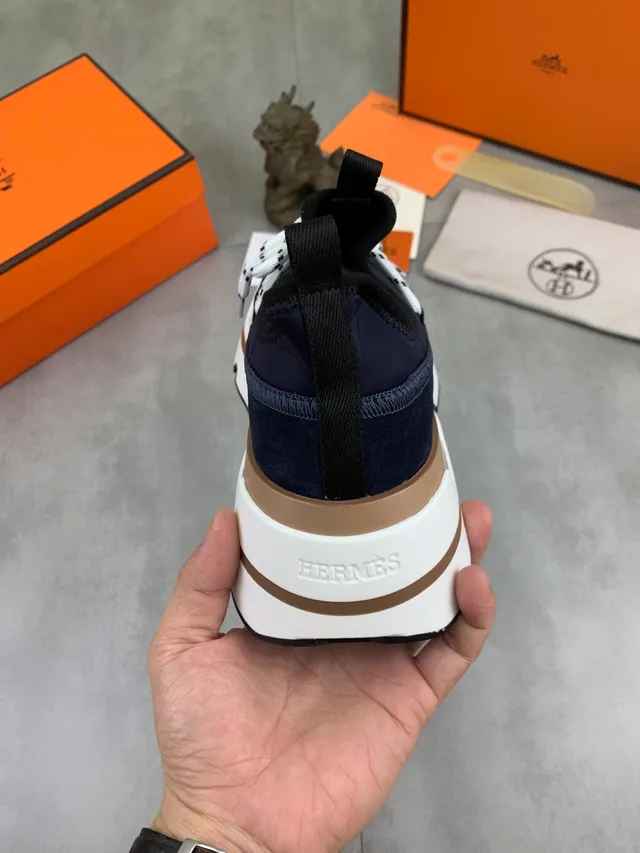 Hermès Oran Tênis Marinho Couro de Camurça Moteado Cordões Estilo de Vida Tênis 4