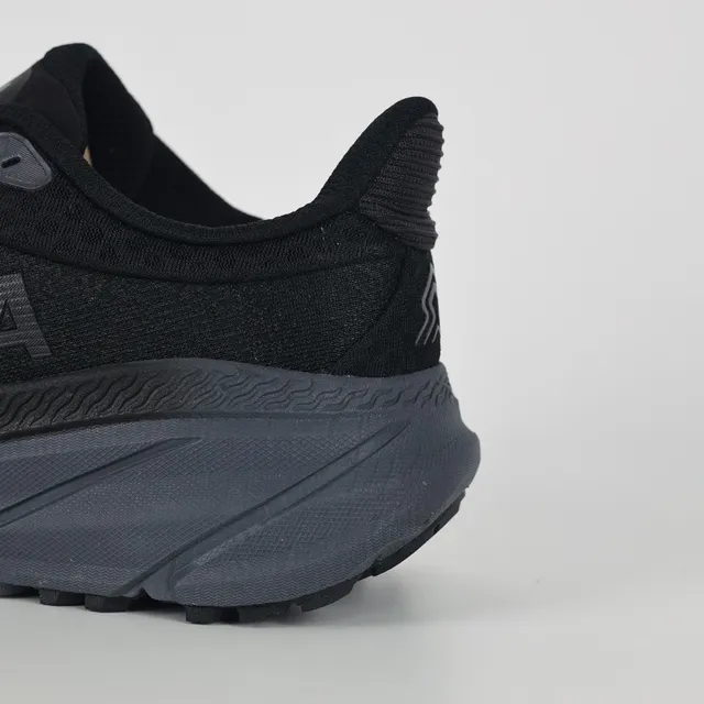 Hoka Preto Cinza Malha Superior Tonal Monocromático Tênis de Corrida 4