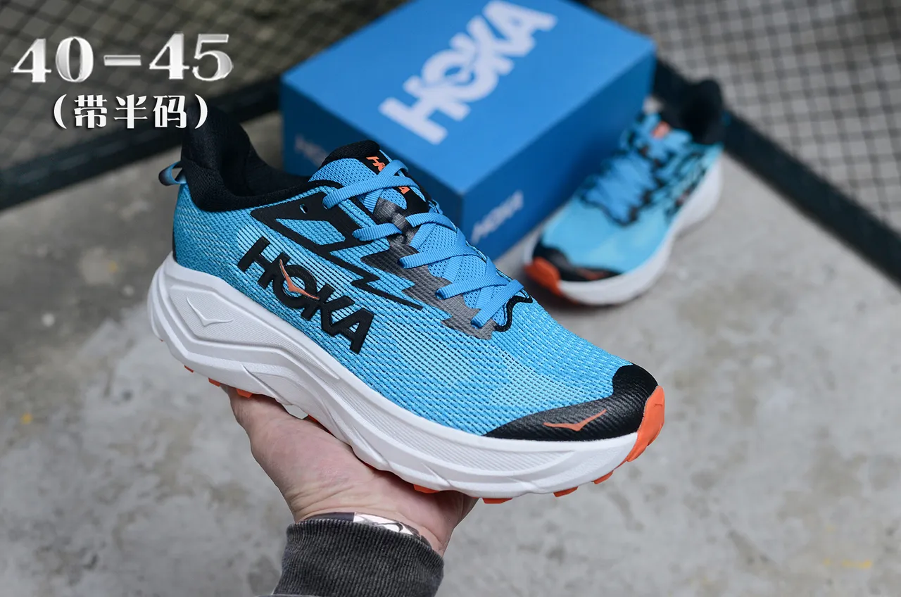Hoka Chaussures de course bleu noir tige malla ingénierisée semelle moyenne blanche épaisse 3