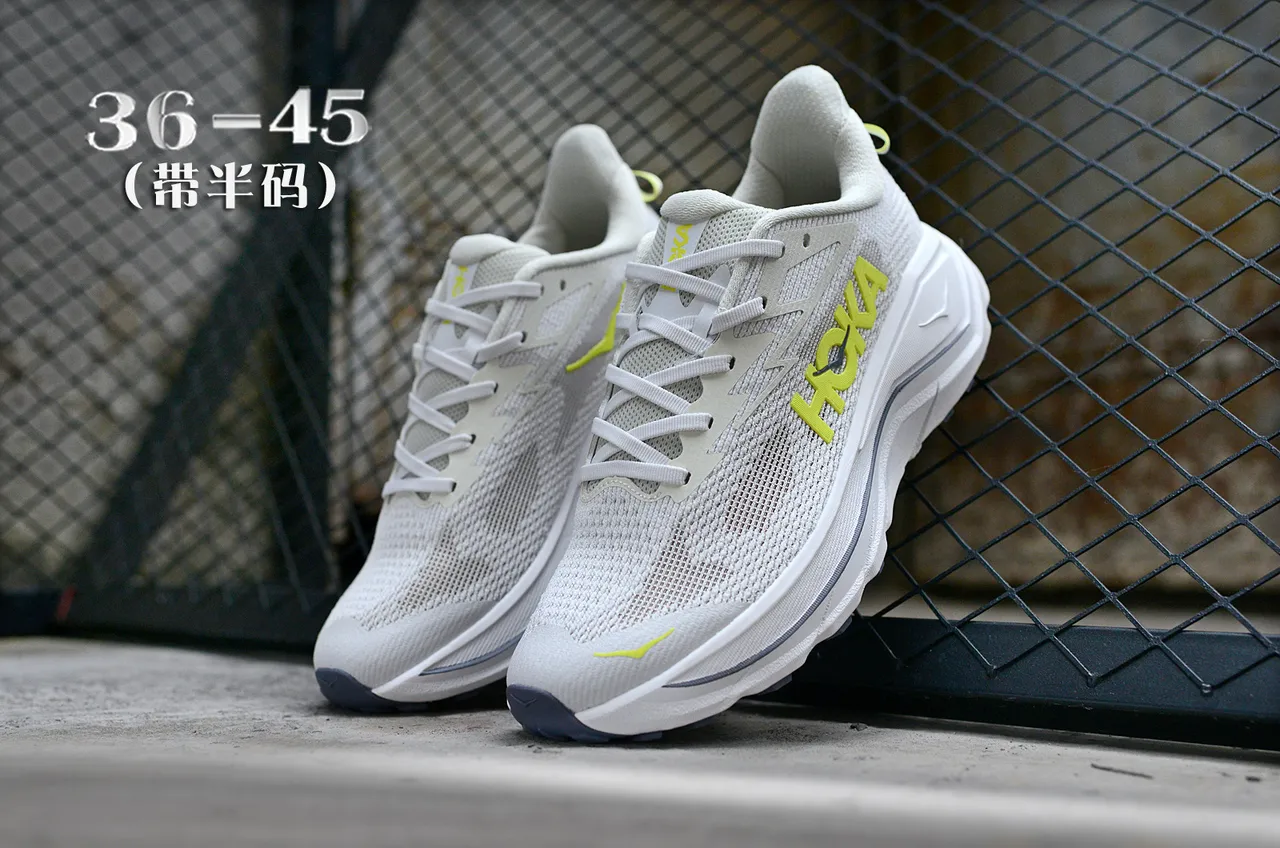 Hoka Clifton Blanc Jaune Tige en maille ingénierée Semelle intermédiaire sculptée épaisse Chaussures de course 5