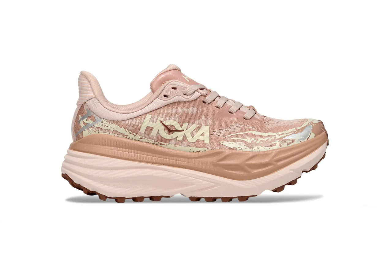Hoka Rose Beige Chaussures De Running Avec Semelle Intermédiaire Épaissie Empilée Haut En Mesh Ingénierie 2