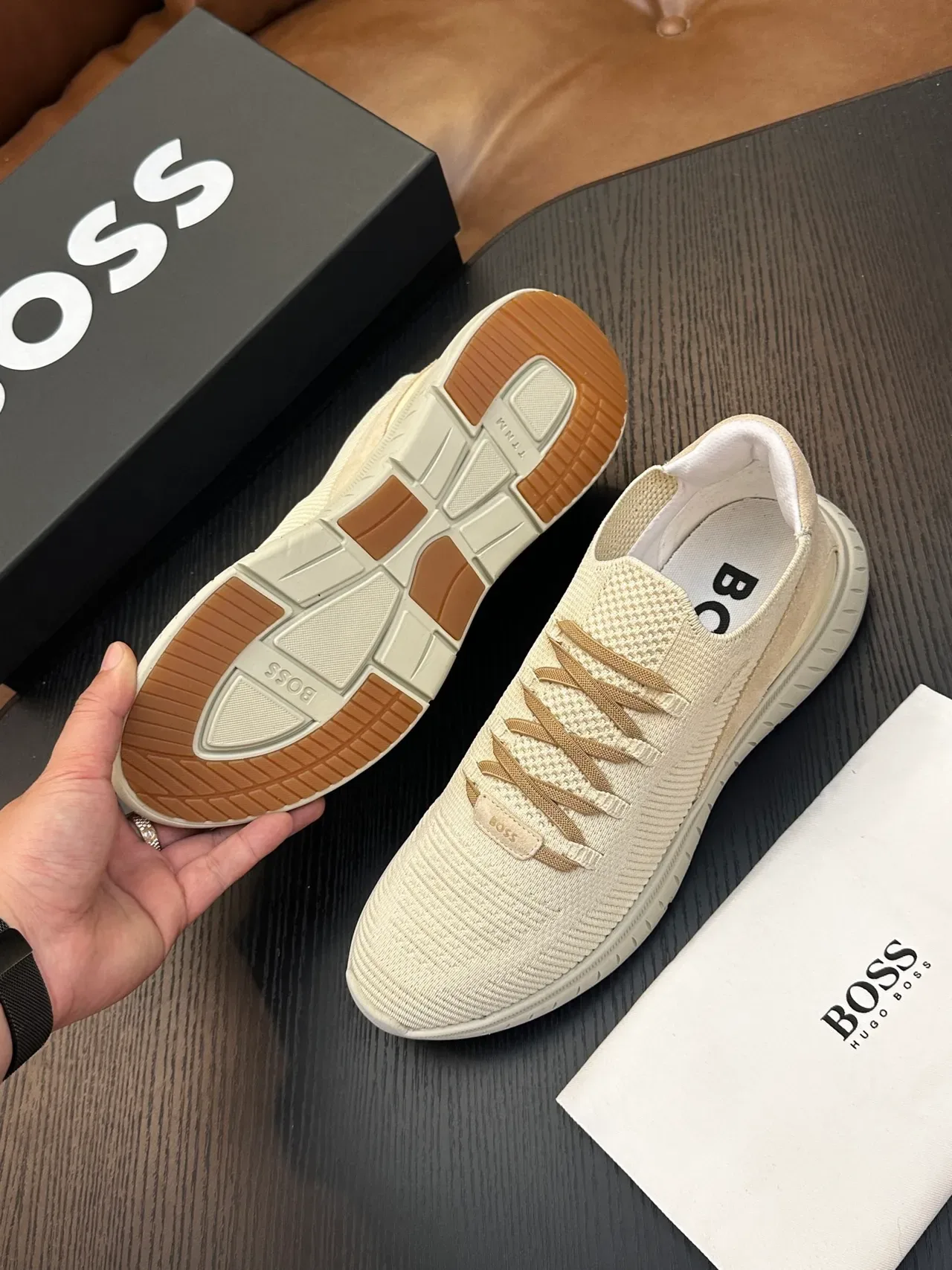 Hugo Boss Chaussures Lifestyle Beige Blanc avec Tige en Tricot, Construction Slip-On 9