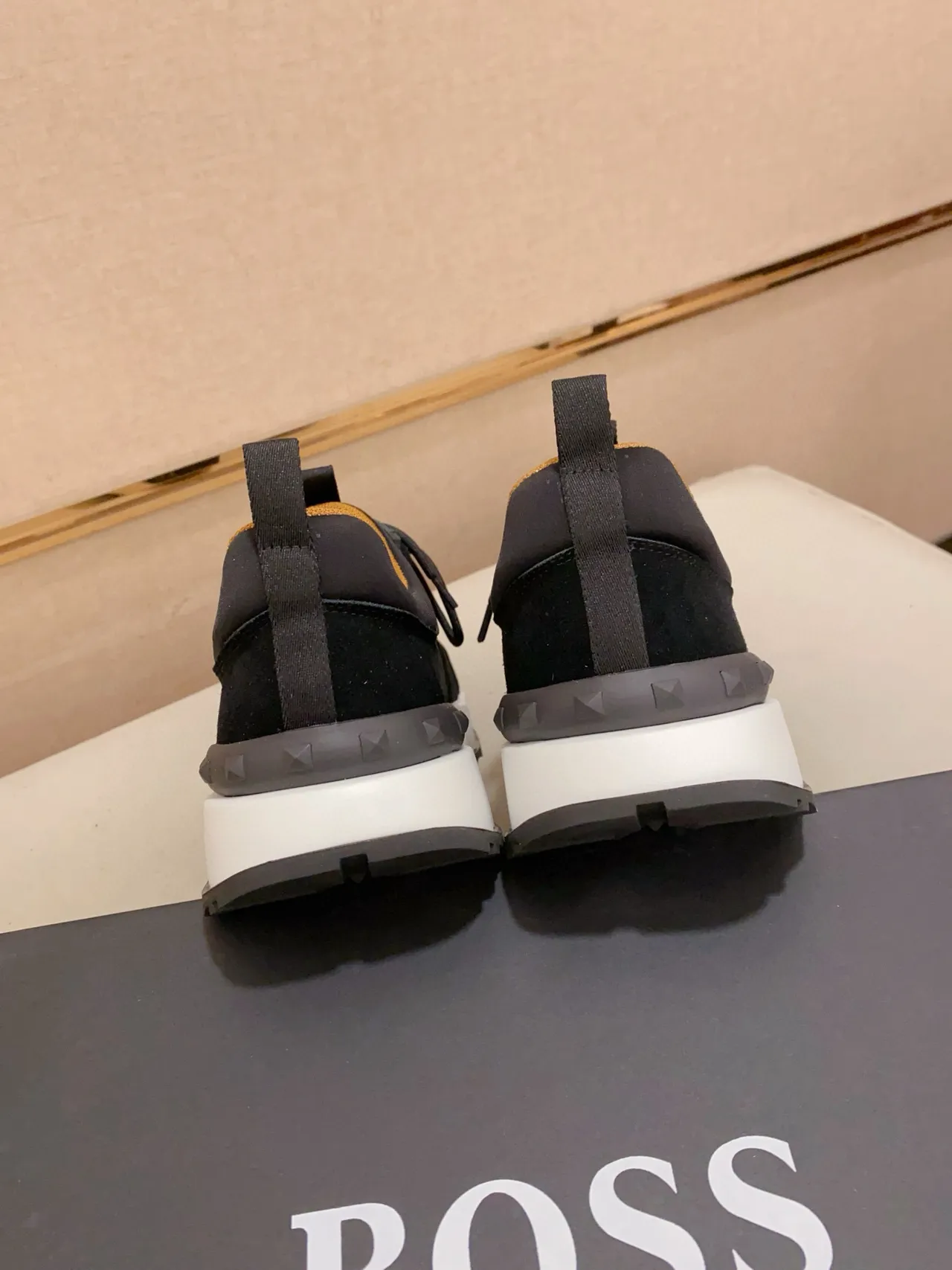 Hugo Boss Black White Suede Upper Oversized Platform Sole Chunky Sneakers 8