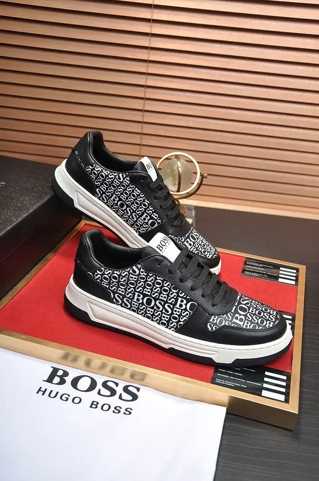 Hugo Boss impression monogramme noir et blanc sneakers lifestyle 6