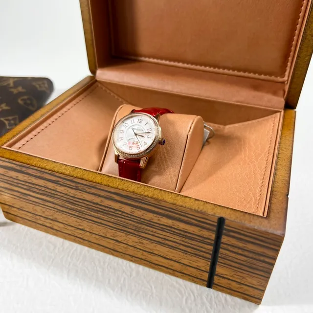 Jaeger-LeCoultre Rendez-Vous Diamond Bezel Red Alligator Strap Mechanical Watch 2