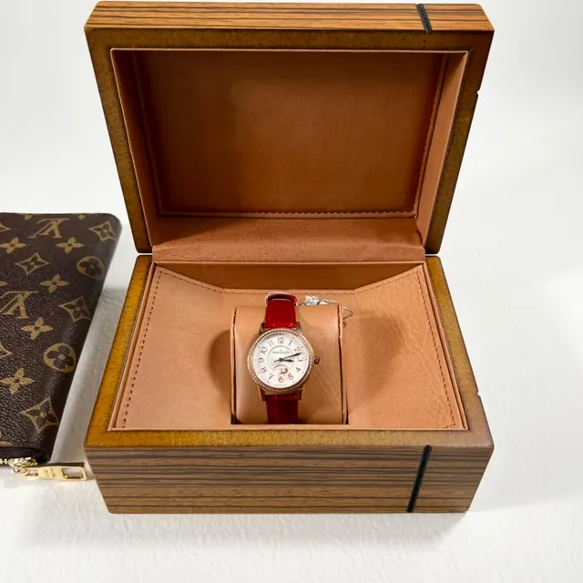Jaeger-LeCoultre Rendez-Vous Diamond Bezel Red Alligator Strap Mechanical Watch 3