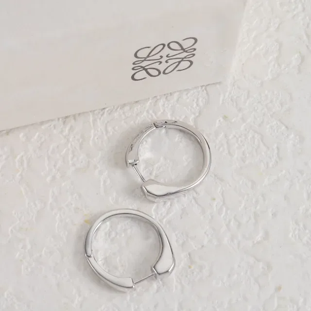 Loewe Créoles Minimalistes Argent et Or à Charnière 4