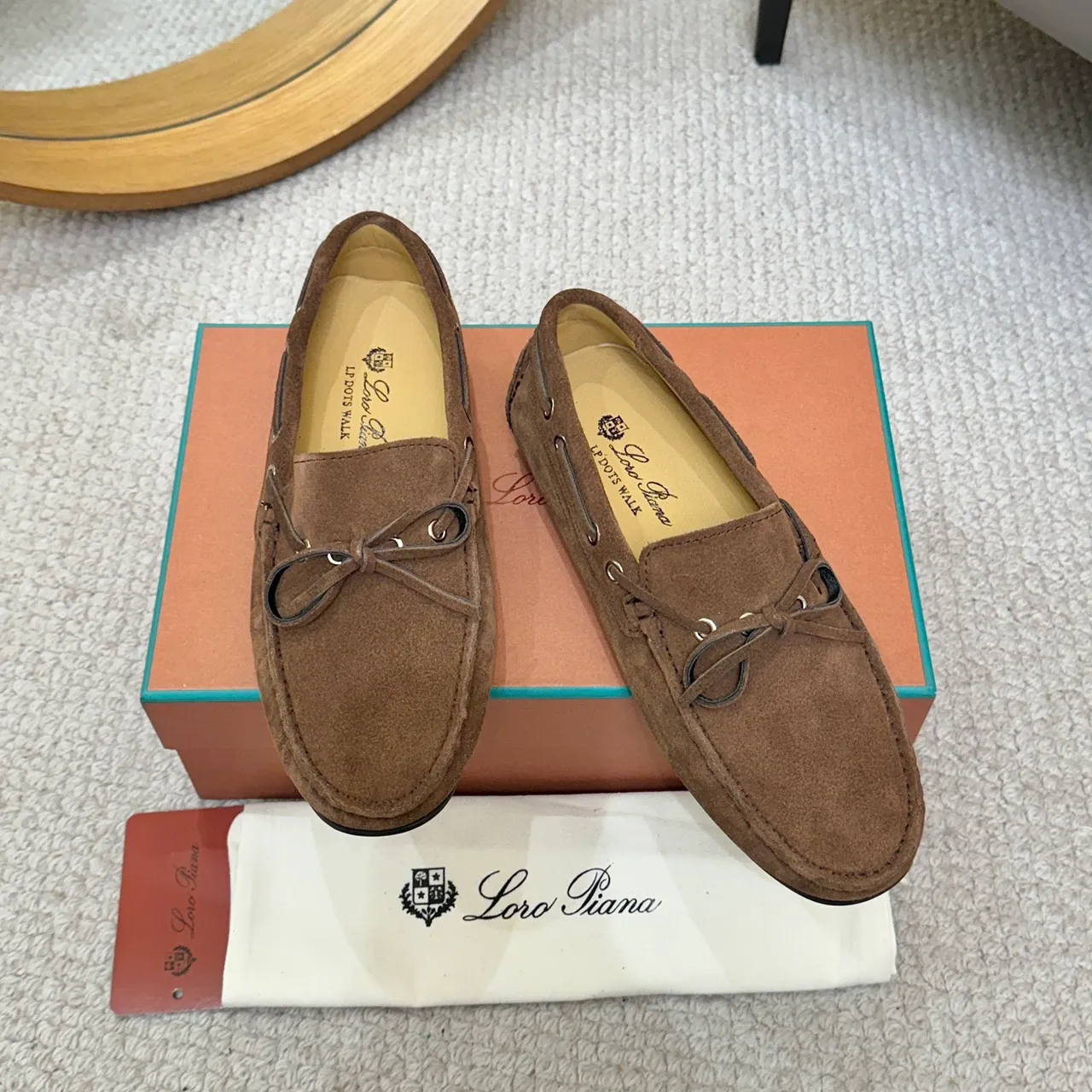 Loro Piana LP Dots Walk mocassins de camurça marrom 2