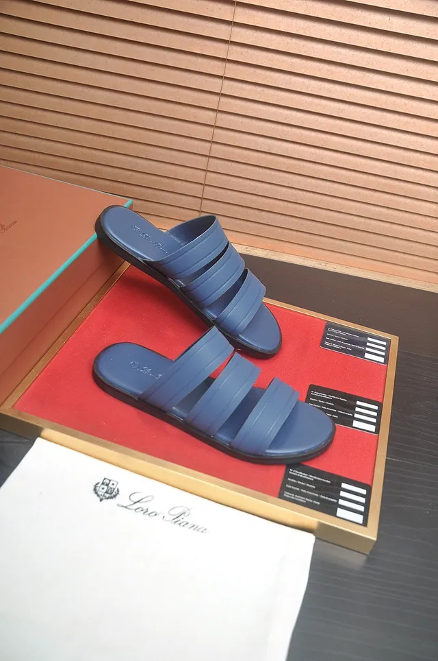 Loro Piana Sandales à trois brides Bleu Noir Semelle moulée Casual 7
