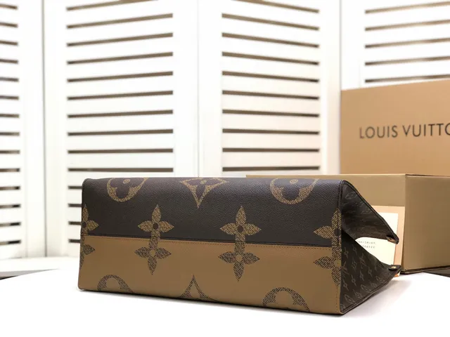 Louis Vuitton أسود بني Monogram Canvas مقابض جلد مطوية حقيبة تون 6