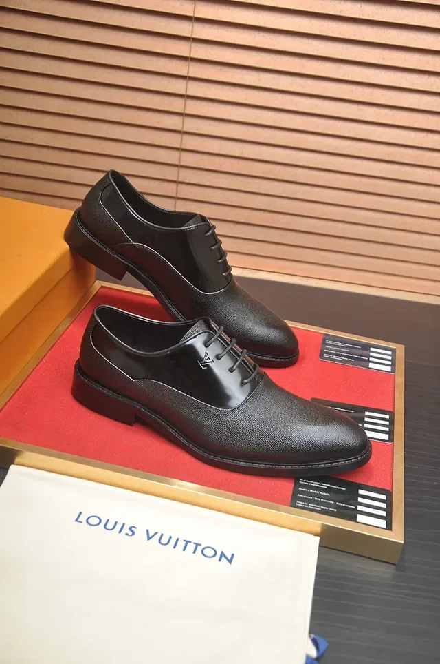 Louis Vuitton Black Cap-Toe Oxford Shoes 4