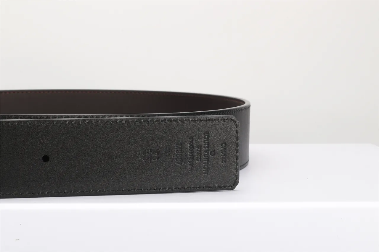 Louis Vuitton Black Gold Smooth LV Monogram Buckle Leather Belt 4