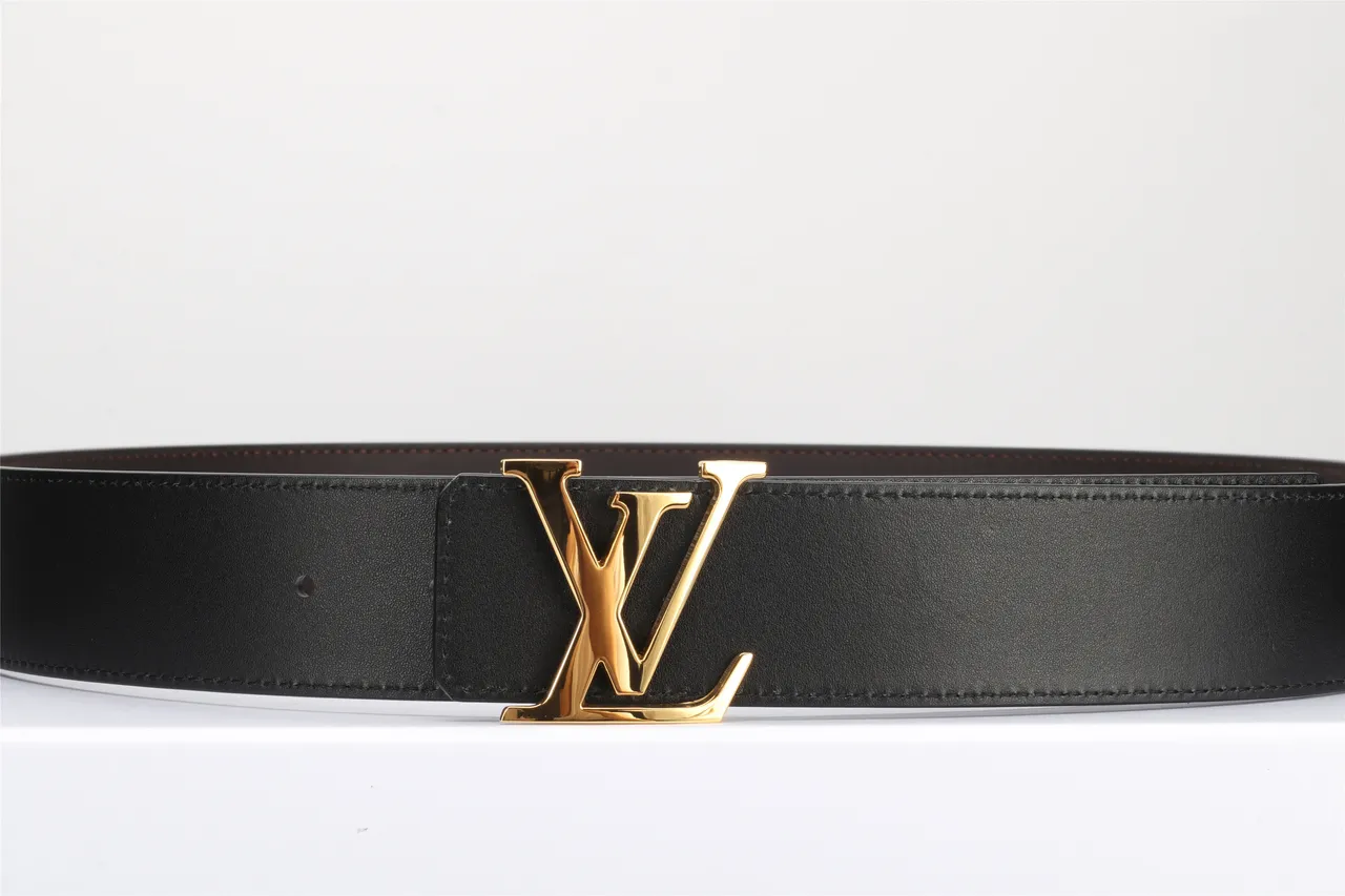 Louis Vuitton Black Gold Smooth LV Monogram Buckle Leather Belt 10