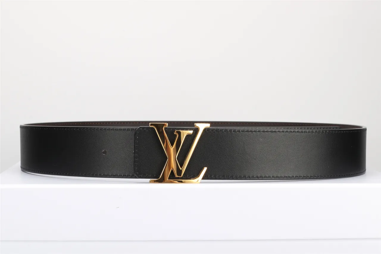 Louis Vuitton Black Gold Smooth LV Monogram Buckle Leather Belt 11