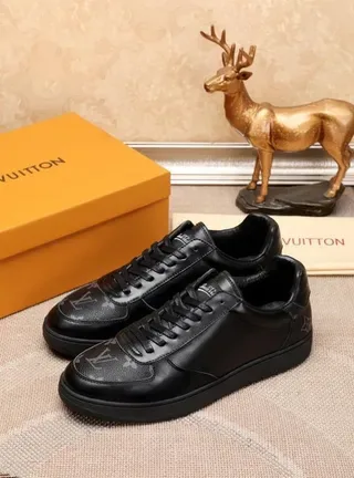 Louis Vuitton Black Monogrammed Leather Low-Top Lifestyle Sneakers 4