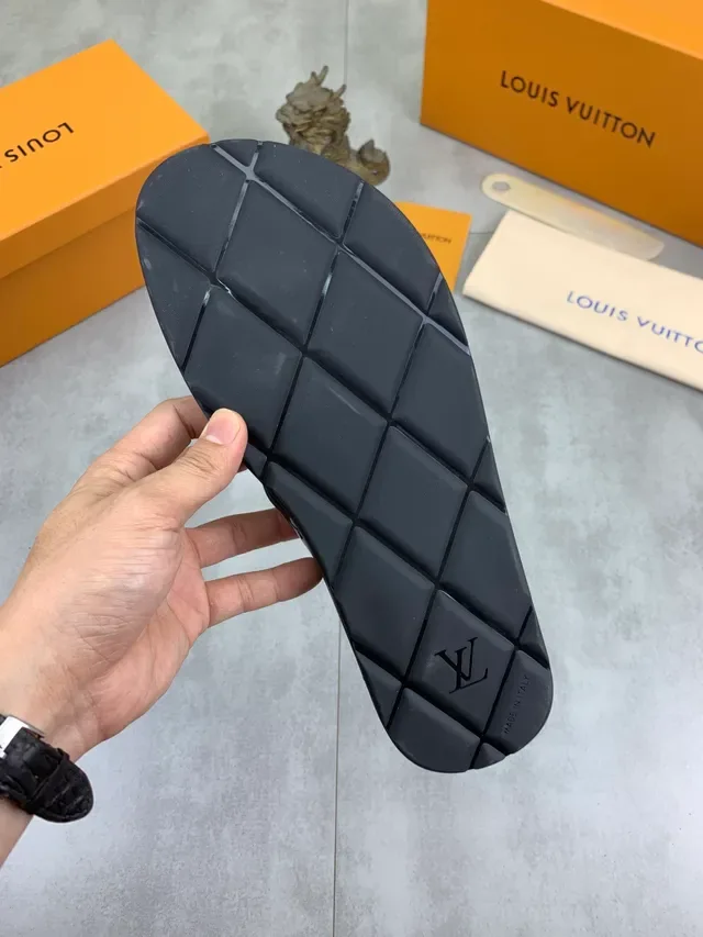 Louis Vuitton Black Monogrammed Thong Slipper 2